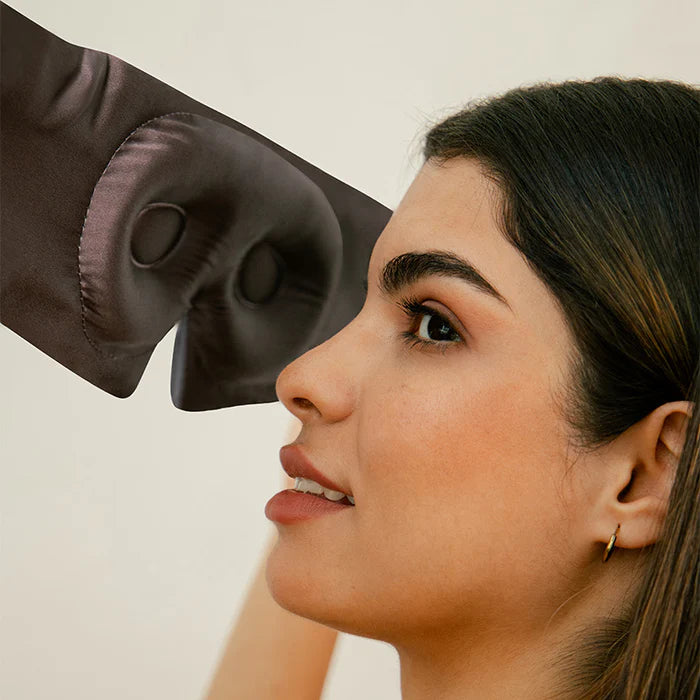 Moonlight Eyelash Protecting Mask
